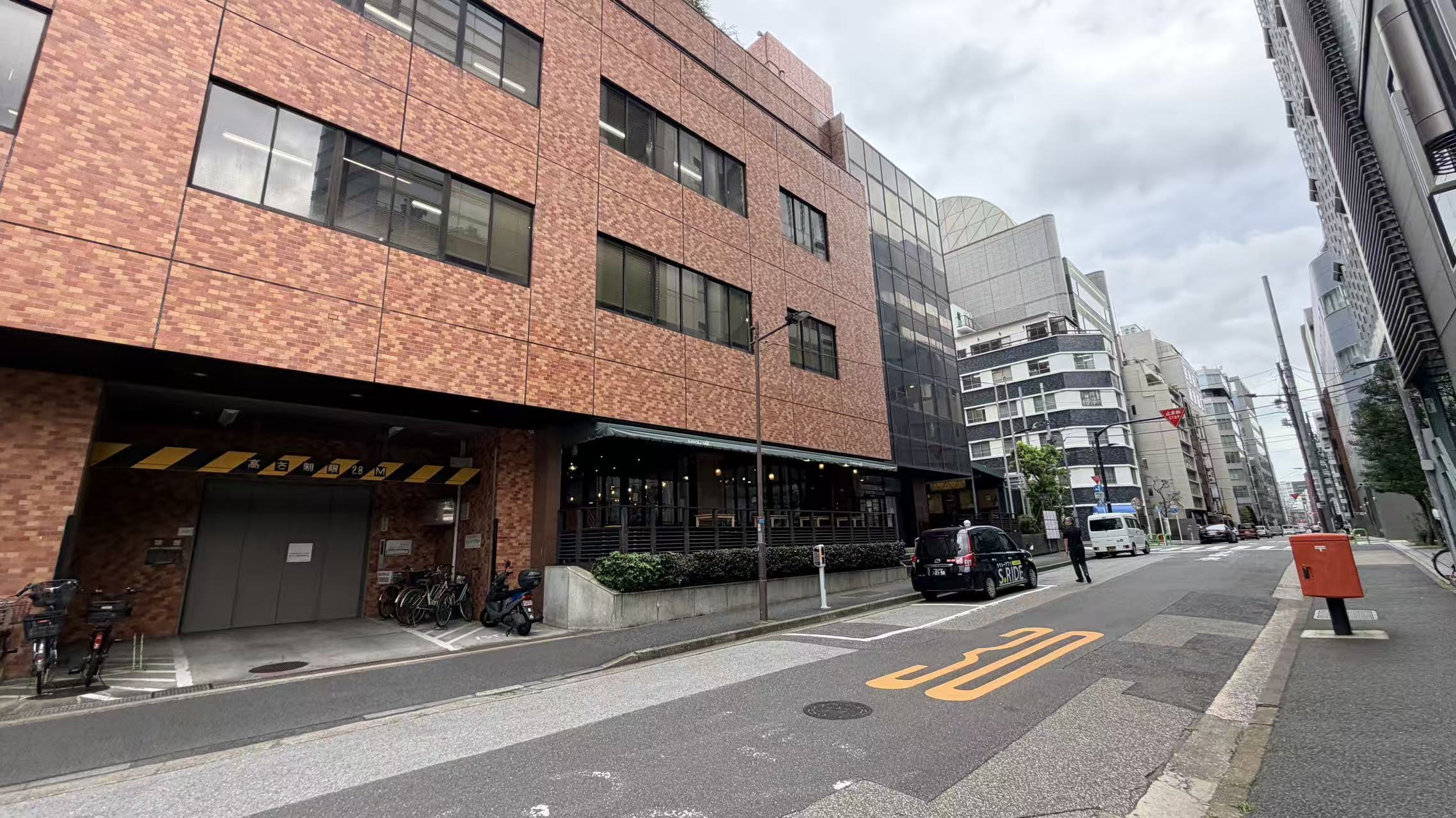 基地建筑外观